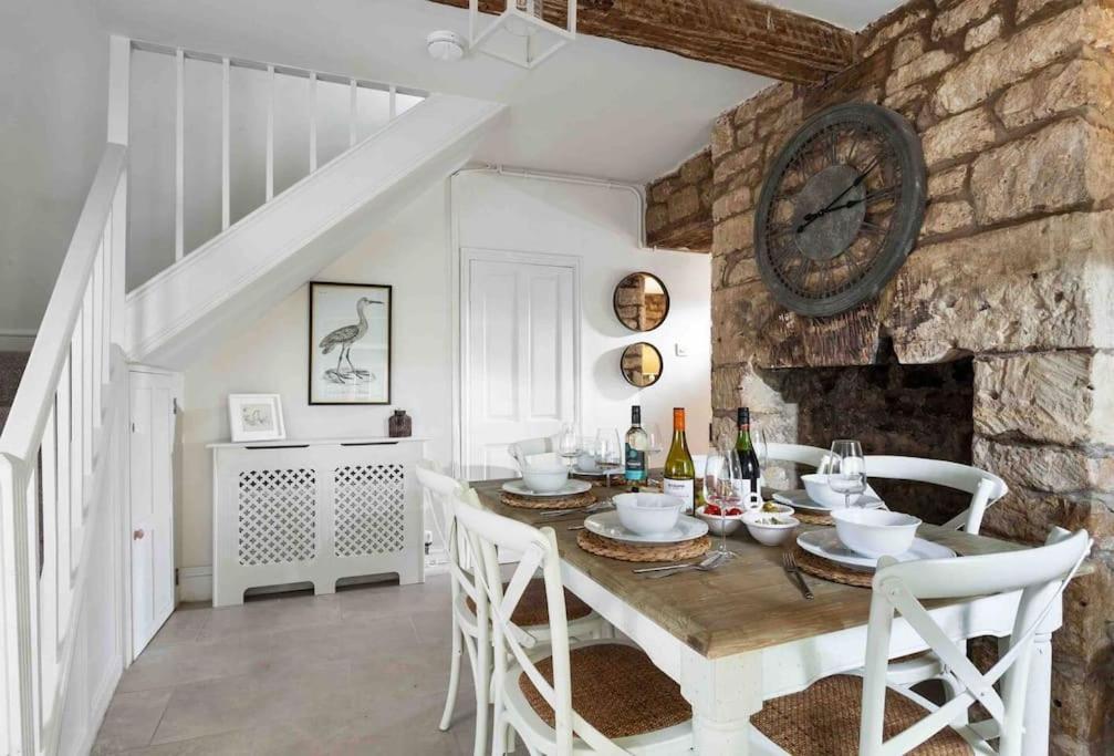 A Beautiful Cotswolds Cottage In Stroud Stroud  Eksteriør billede